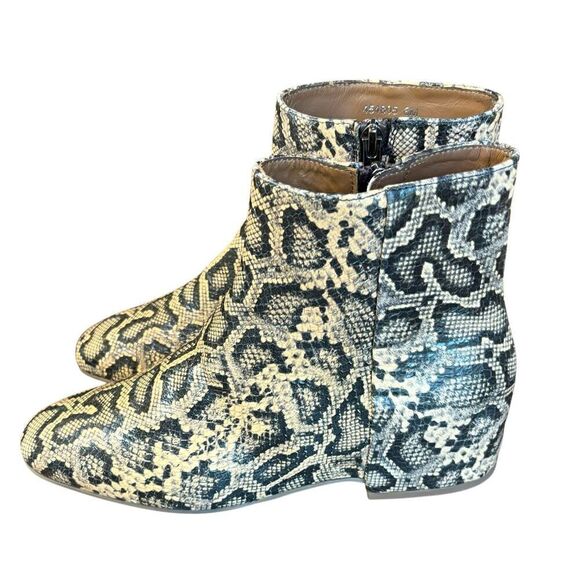 Aquatalia Ulyssa Snakeskin Leather Waterproof Slip On Ankle Boot NWOT Sz 8 - Picture 2 of 7